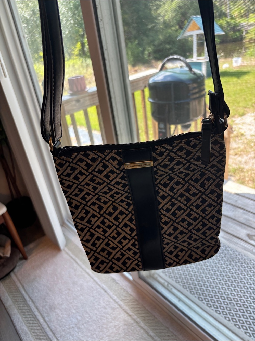 Tommy Hilfiger Black & Tan Logo Crossbody Bag
